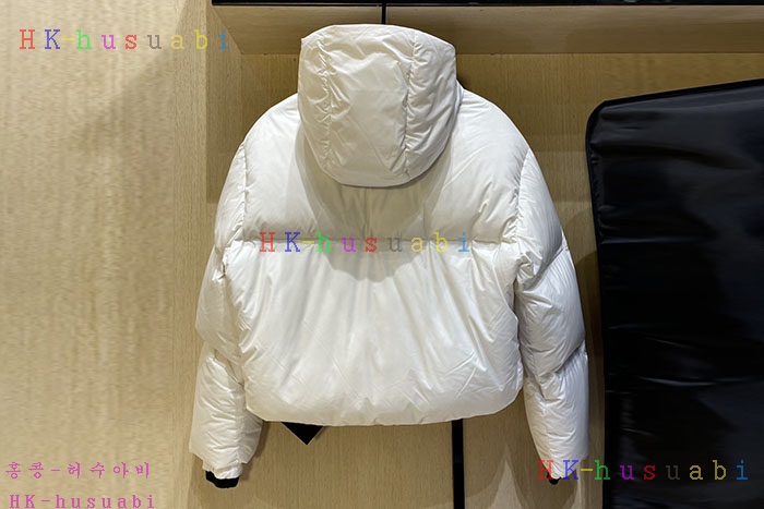 NEW 프라다 패딩 신상 P 965348