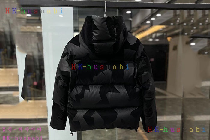 NEW 프라다 패딩 신상 P 965331