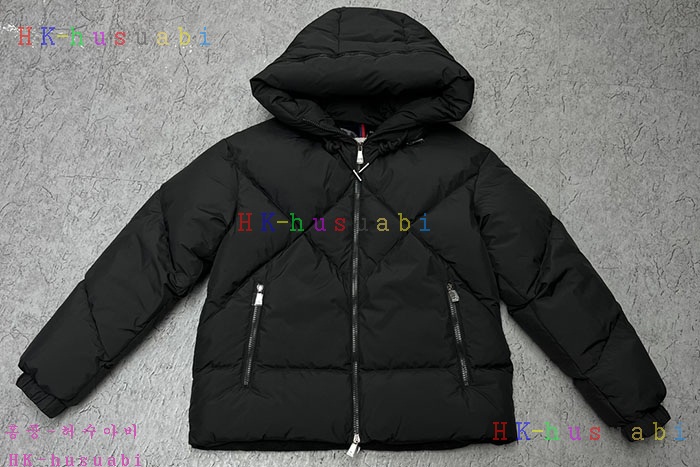 NEW 몽클레어 패딩 신상 M 755026