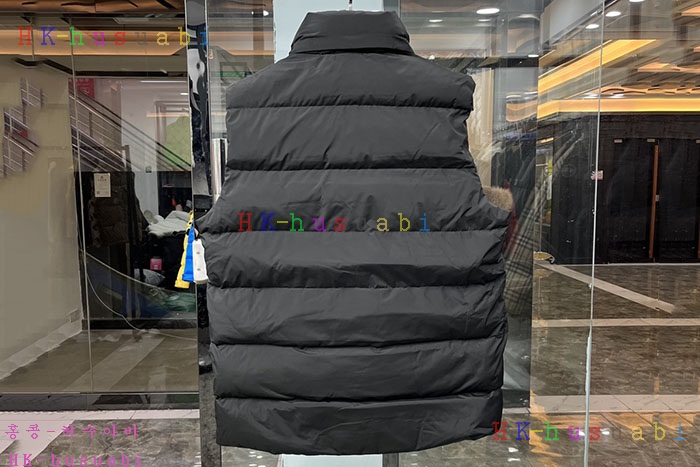NEW 몽클레어 패딩조끼 신상 M 755037