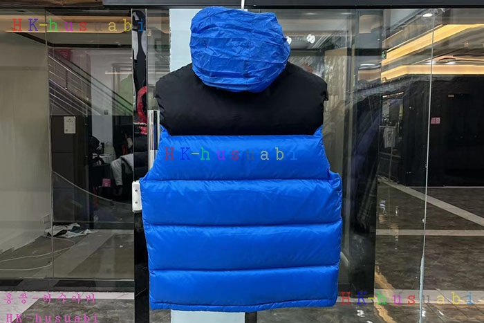 NEW 몽클레어 패딩조끼 신상 M 755056