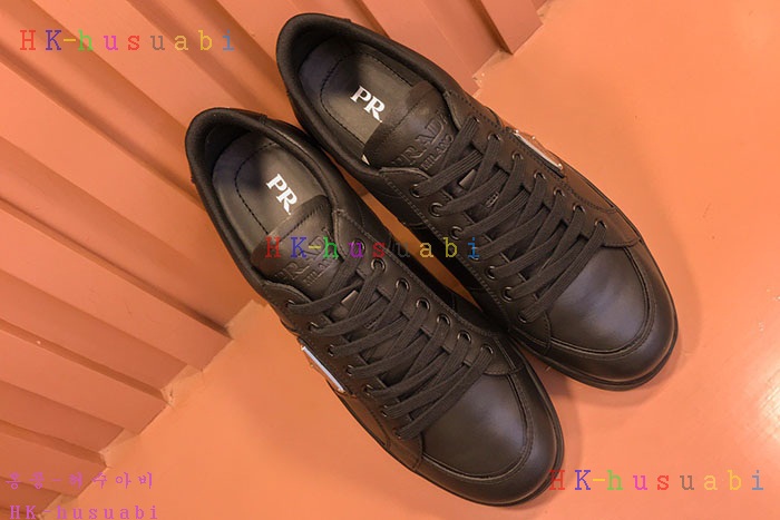 NEW 프라다 스니커즈 신상 P 222500