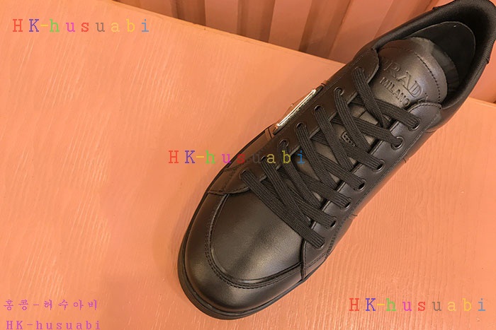 NEW 프라다 스니커즈 신상 P 222500