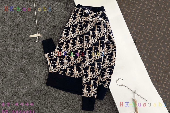 NEW 디올 니트 신상 DR 3825502