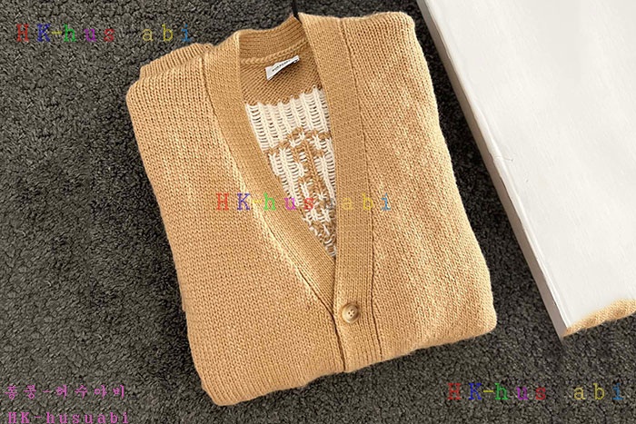 NEW 버버리 가디건 신상 BB 9258013