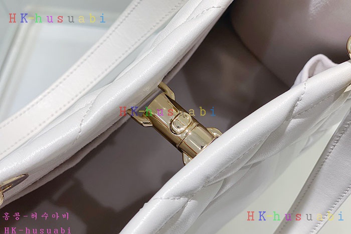 ★미러급★디올 스몰 에센셜 토트백 M8720