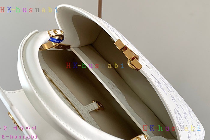 ★미러급★루이비통 카퓌신 화이트 M20742