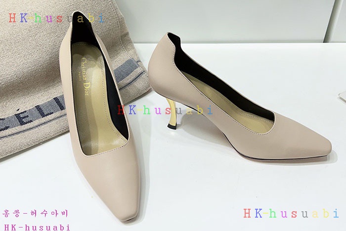 NEW 디올 신발 신상 DR 682710