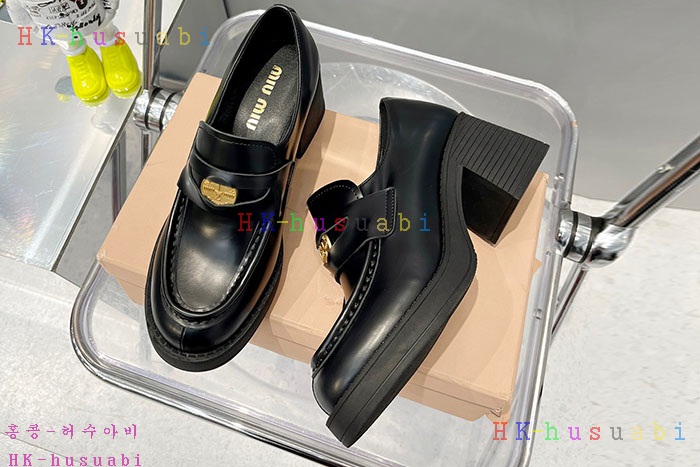NEW 미우미우 신발 신상 MU 965210