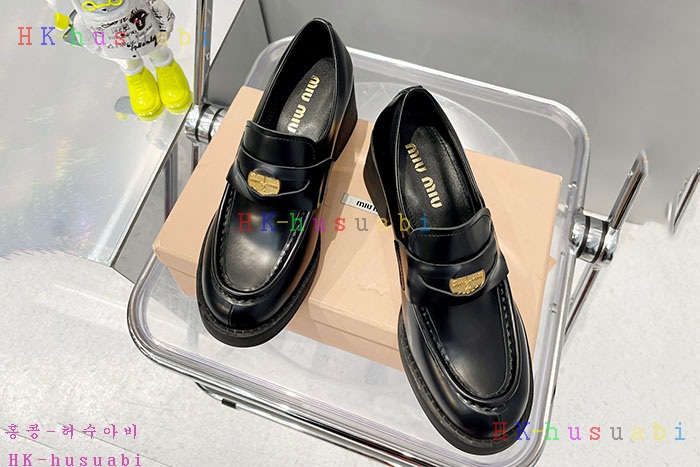 NEW 미우미우 신발 신상 MU 965210