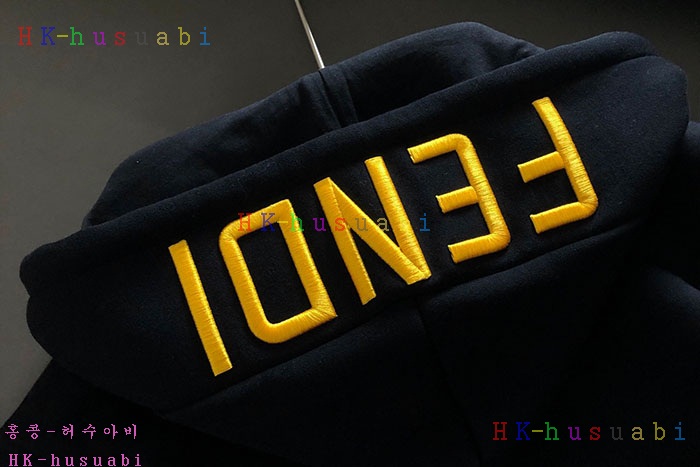 NEW 펜디 후드집업 신상 FD 996521