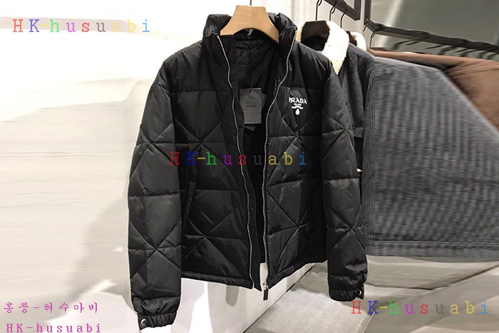 NEW 프라다 패딩 신상 P 5828820