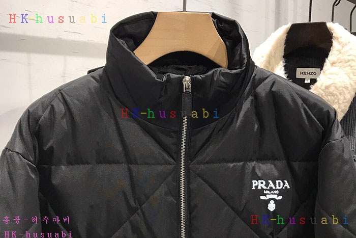 NEW 프라다 패딩 신상 P 5828820