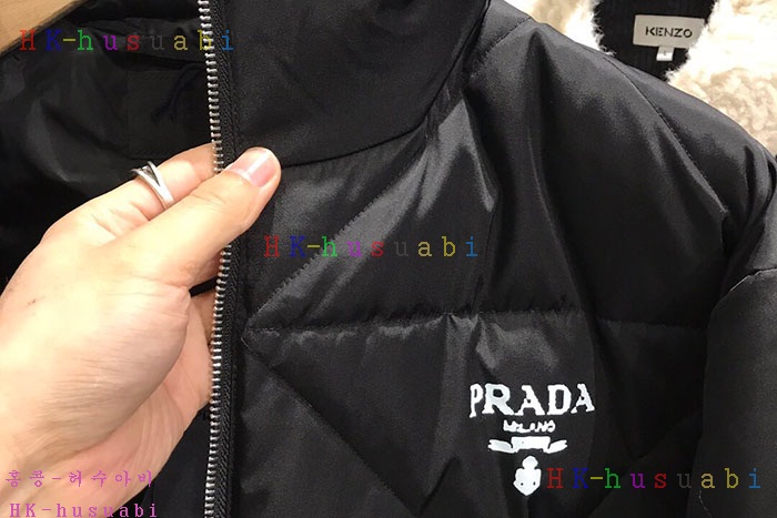 NEW 프라다 패딩 신상 P 5828820