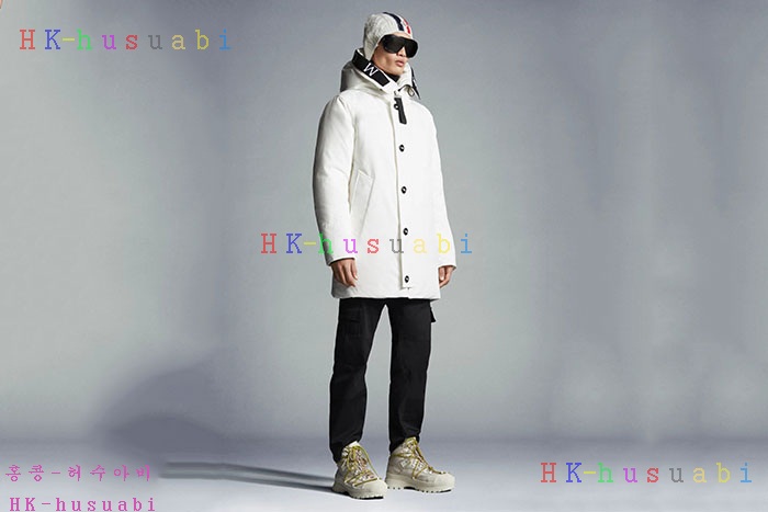 NEW 몽클레어 패딩 신상 M 683368