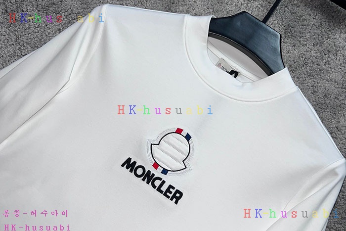 NEW 몽클레어 긴팔티 신상 M 683393