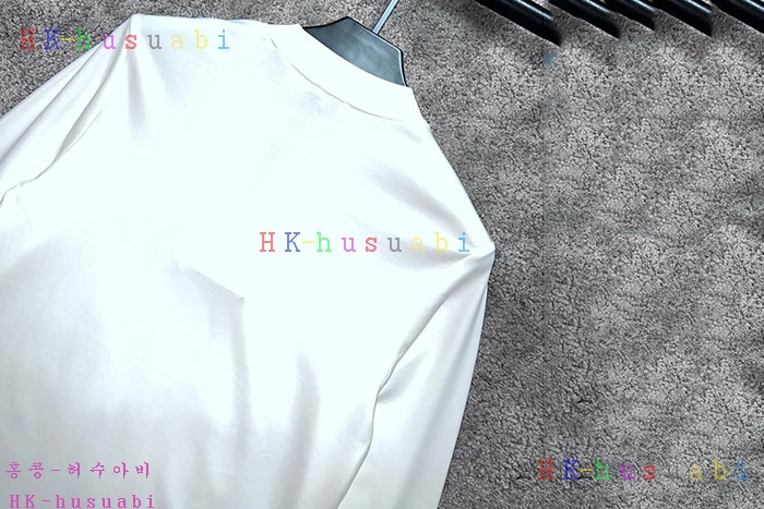 NEW 몽클레어 긴팔티 신상 M 683393
