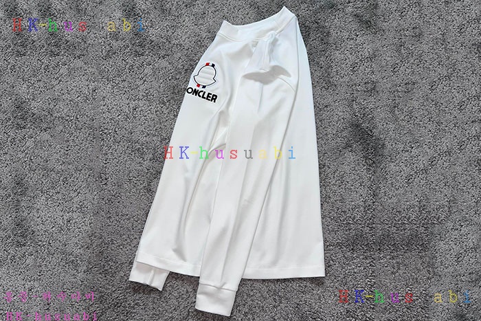 NEW 몽클레어 긴팔티 신상 M 683393