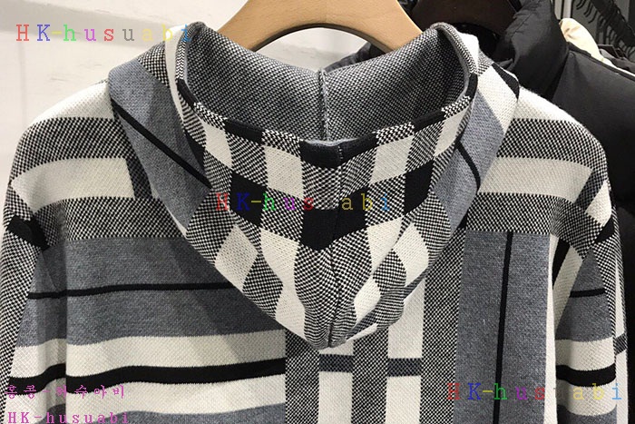NEW 버버리 후드니트 신상 BB 965224