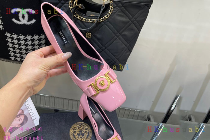 NEW 베르사체 신발 신상 V 2466250