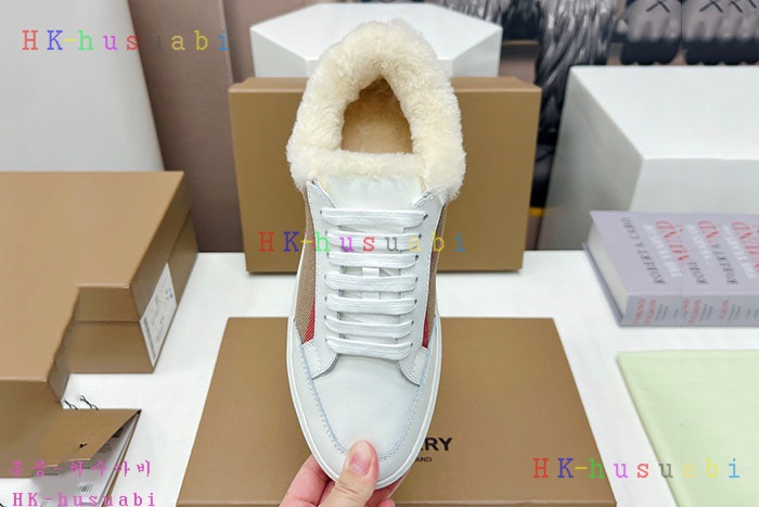 NEW 버버리 스니커즈 신상 BB 952701
