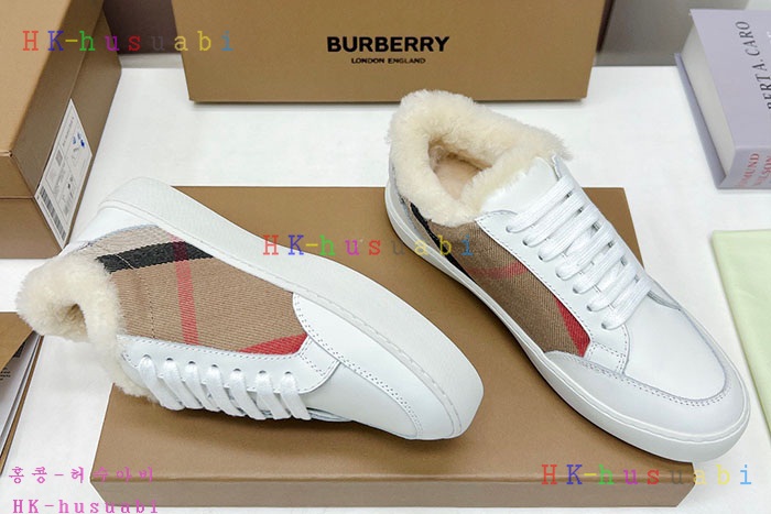 NEW 버버리 스니커즈 신상 BB 952701