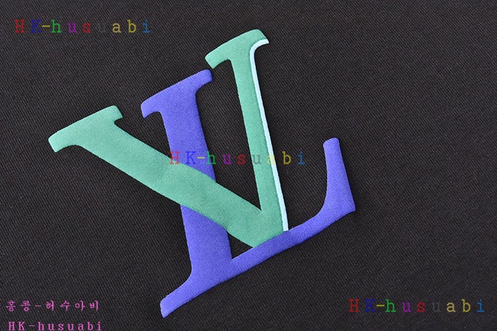 NEW 루이비통 반팔티 신상 LV 958834