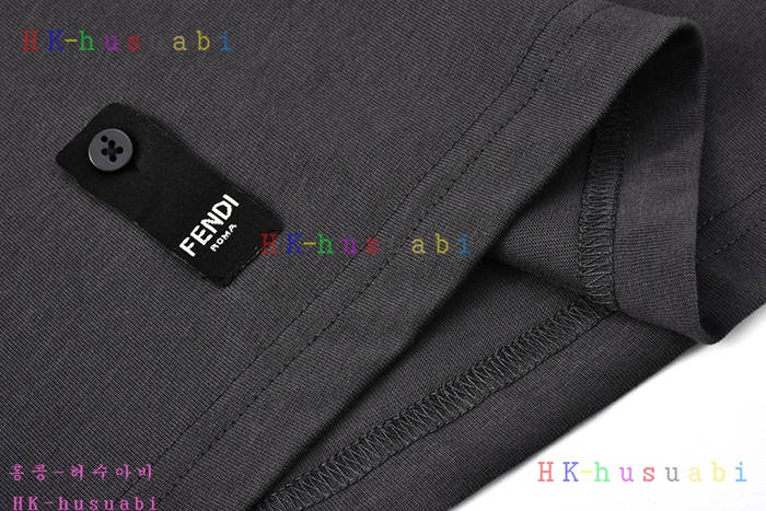 NEW 펜디 반팔티 신상 FD 8892506