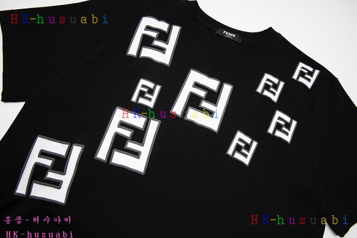 NEW 펜디 반팔티 신상 FD 8892512