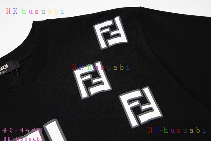 NEW 펜디 반팔티 신상 FD 8892512