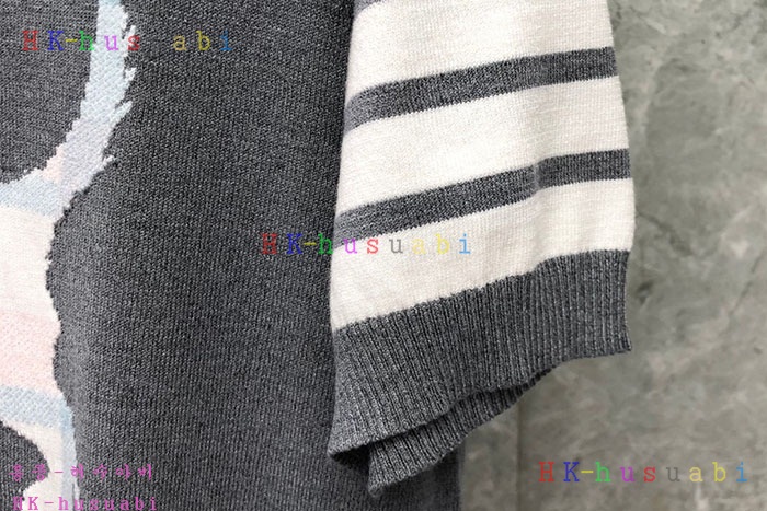 NEW 톰브라운 반팔 신상 TB 968883