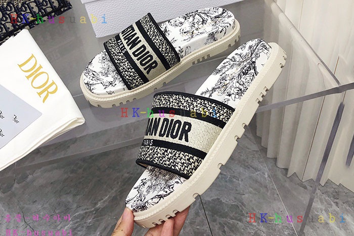 NEW 디올 신발 신상 DR 875509