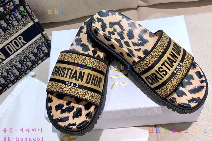 NEW 디올 신발 신상 DR 875517