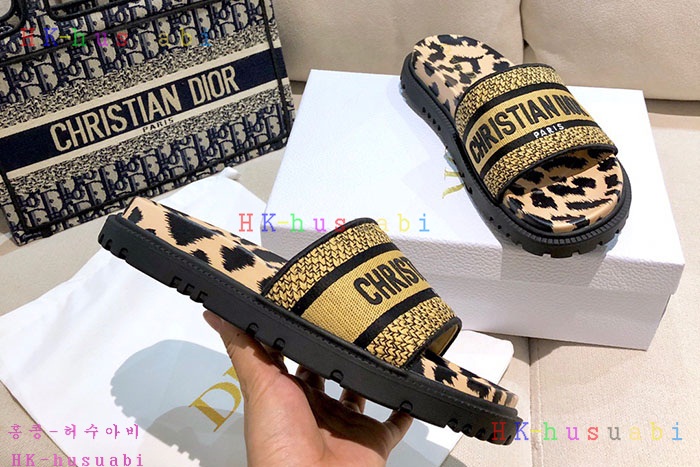 NEW 디올 신발 신상 DR 875517
