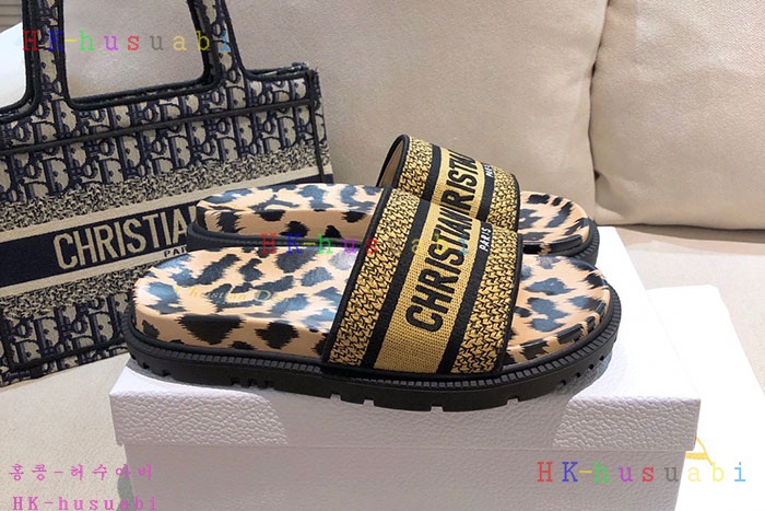 NEW 디올 신발 신상 DR 875517