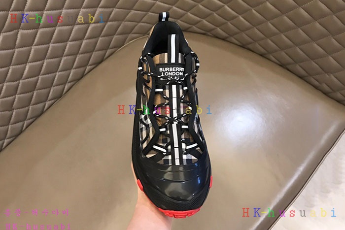 NEW 버버리 스니커즈 신상 BB  325102