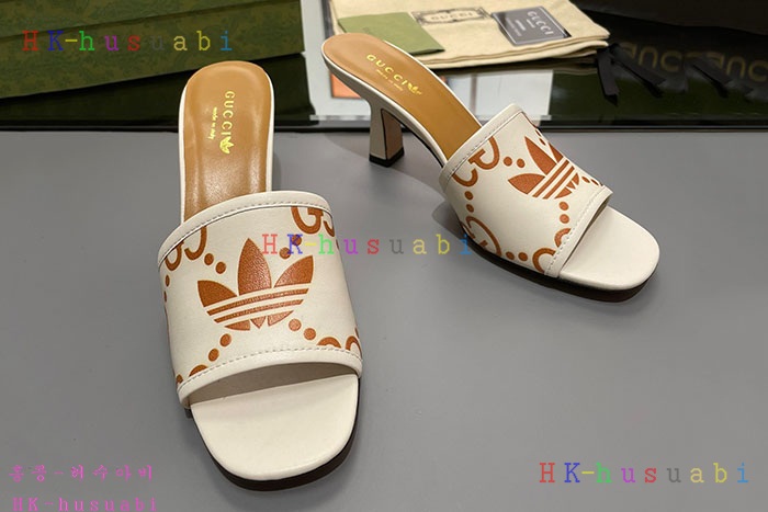 NEW 구찌  샌들 신상 GU 34250011