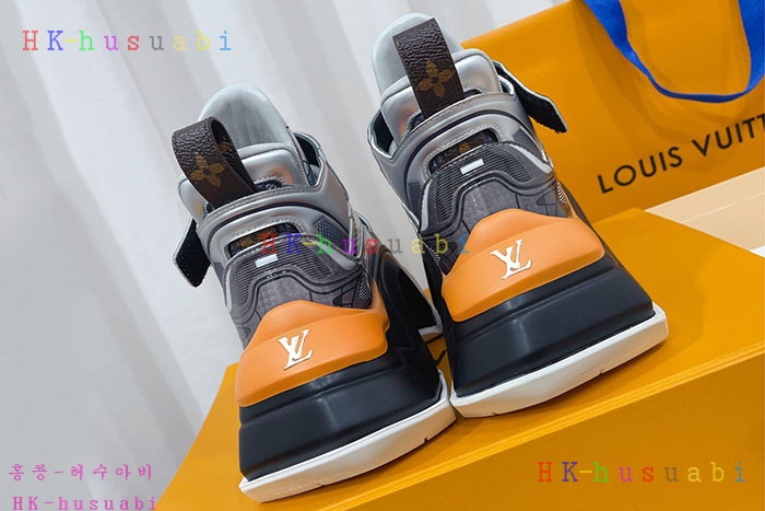 NEW 루이비통 스니커즈 신상 LV 668232