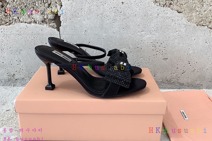 NEW 미우미우 신발 신상 MU 724112