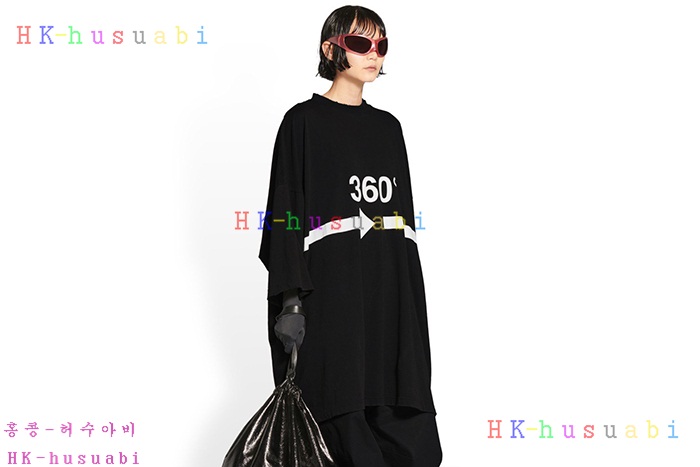 NEW 발렌시아가 반팔티 신상 B 997002