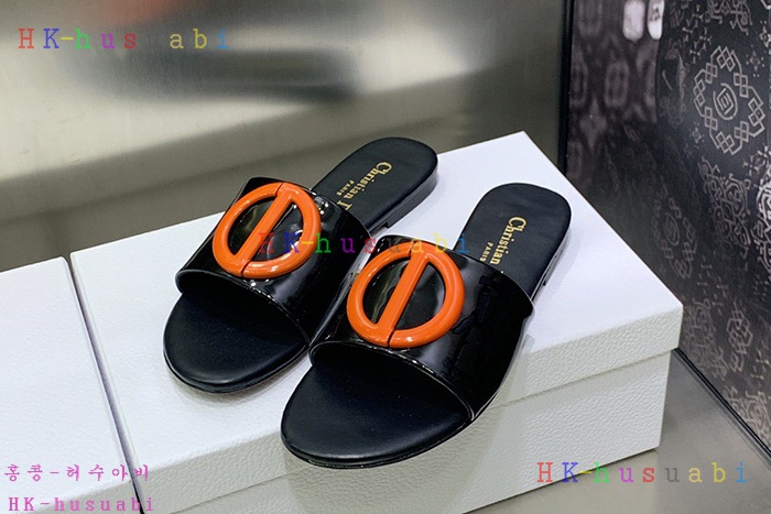 NEW 디올 샌들 신상 DR 955881
