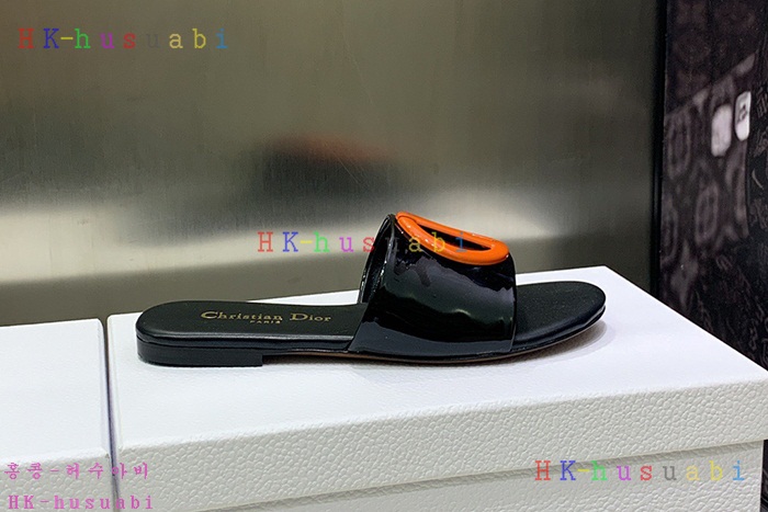 NEW 디올 샌들 신상 DR 955881