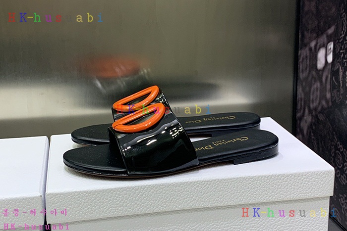NEW 디올 샌들 신상 DR 955881
