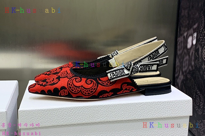 NEW 디올 신발 신상 DR 954257