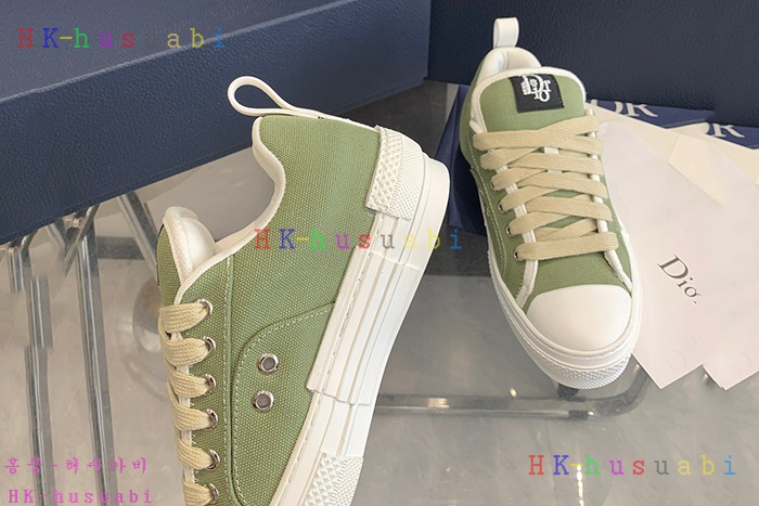 NEW 디올 신발 신상 DR 958811