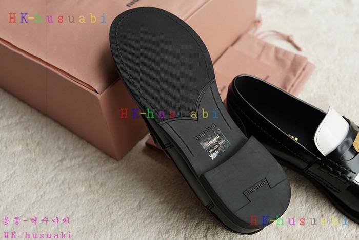 NEW 미우미우 신발 신상 MU 968223