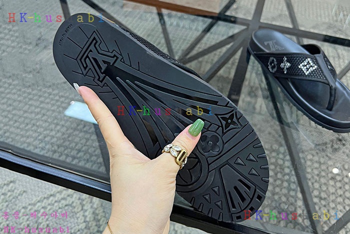 NEW 루이비통 샌들 신상 LV 777402