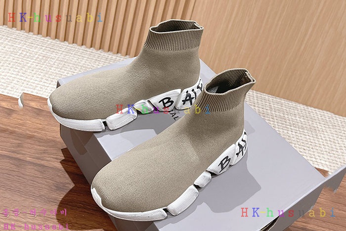 NEW 발렌시아가 신발 신상 C 857003