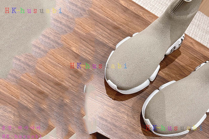 NEW 발렌시아가 신발 신상 C 857003