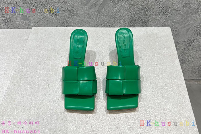 NEW 보테가베네타 샌들 신상 BV 857554